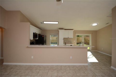 House in Palm Coast, Florida 3 bedrooms, 112.6 sq.m. № 1799729 - photo 5