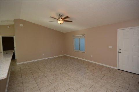 House in Palm Coast, Florida 3 bedrooms, 112.6 sq.m. № 1799729 - photo 4