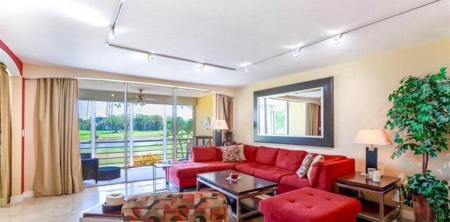 Condo in Pompano Beach, Florida, 3 bedrooms  № 2172498