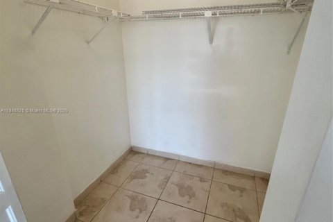 Condo in Sunny Isles Beach, Florida, 1 bedroom  № 1845474 - photo 28