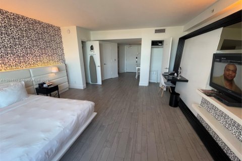 Condominio en venta en Miami Beach, Florida, 47.19 m2 № 1867658 - foto 5