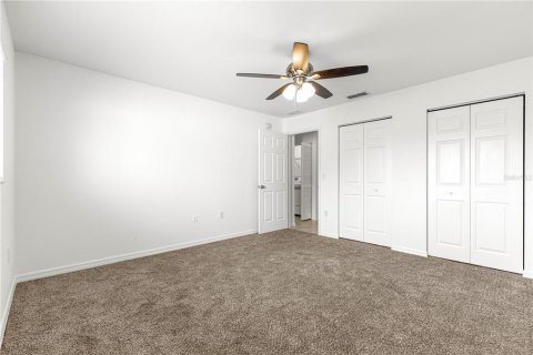 Duplex in Ocala, Florida 2 bedrooms, 162.02 sq.m. № 1899767 - photo 25