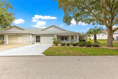 Duplex in Ocala, Florida 2 bedrooms, 162.02 sq.m. № 1899767 - photo 3