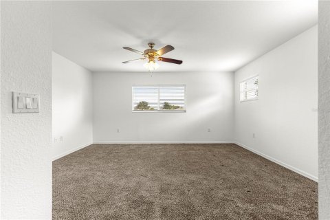 Duplex in Ocala, Florida 2 bedrooms, 162.02 sq.m. № 1899767 - photo 29