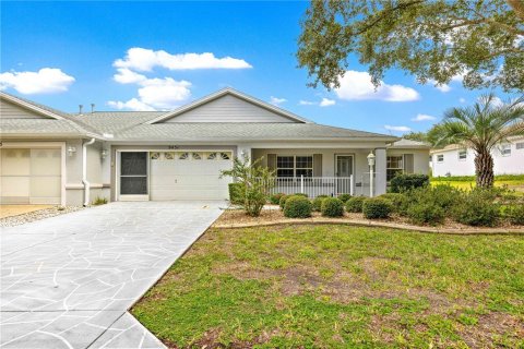 Duplex in Ocala, Florida 2 bedrooms, 162.02 sq.m. № 1899767 - photo 1