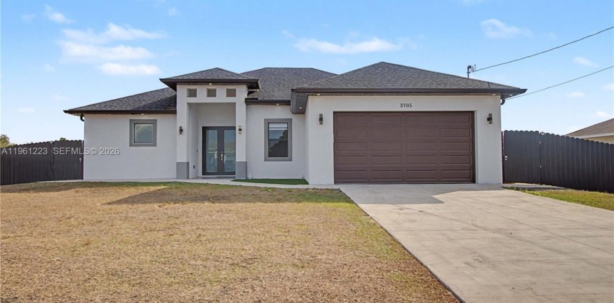 Villa ou maison à Lehigh Acres, Floride 3 chambres, 152.64 m2 № 2080797