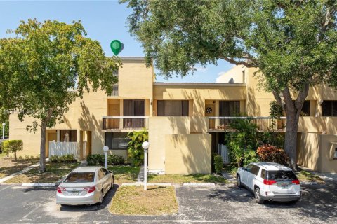 Condo in Davie, Florida, 2 bedrooms  № 1704472 - photo 2