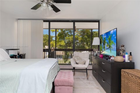 Condo in Davie, Florida, 2 bedrooms  № 1704472 - photo 28