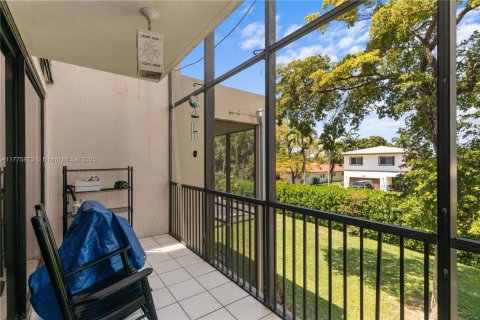 Condo in Davie, Florida, 2 bedrooms  № 1704472 - photo 8