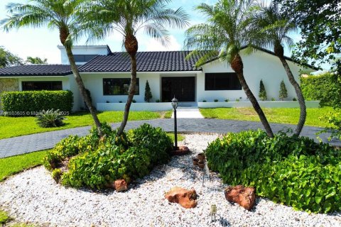 Villa ou maison à louer à Palmetto Bay, Floride: 4 chambres, 262.08 m2 № 1929821 - photo 23