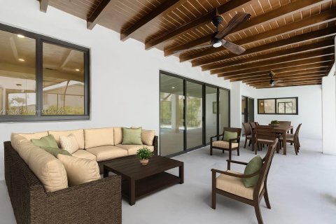 Villa ou maison à louer à Palmetto Bay, Floride: 4 chambres, 262.08 m2 № 1929821 - photo 15