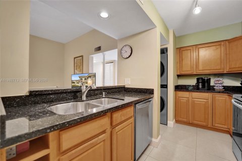 Condominio en venta en Plantation, Florida, 2 dormitorios, 104.24 m2 № 2058256 - foto 10