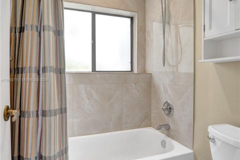 Condominio en venta en Plantation, Florida, 2 dormitorios, 104.24 m2 № 2058256 - foto 20