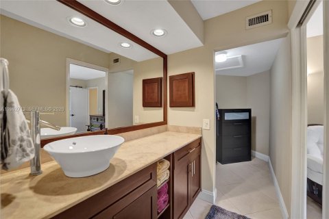 Condominio en venta en Plantation, Florida, 2 dormitorios, 104.24 m2 № 2058256 - foto 21