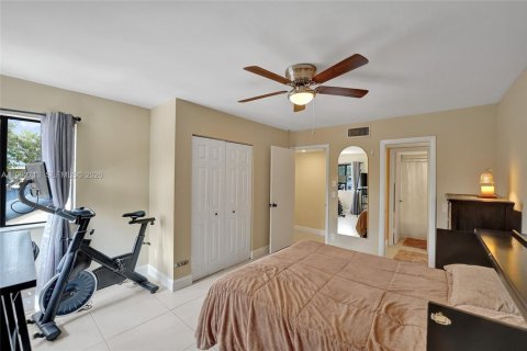 Condominio en venta en Plantation, Florida, 2 dormitorios, 104.24 m2 № 2058256 - foto 28