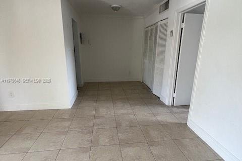 Condominio en alquiler en Miami, Florida, 1 dormitorio, 49.52 m2 № 2050057 - foto 7