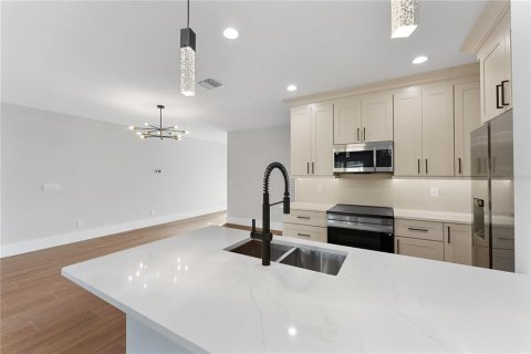 Villa ou maison à vendre à Sanford, Floride: 4 chambres, 186.27 m2 № 2124869 - photo 19