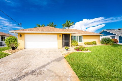 Casa en venta en Rotonda, Florida, 3 dormitorios, 176.14 m2 № 2385853 - foto 2