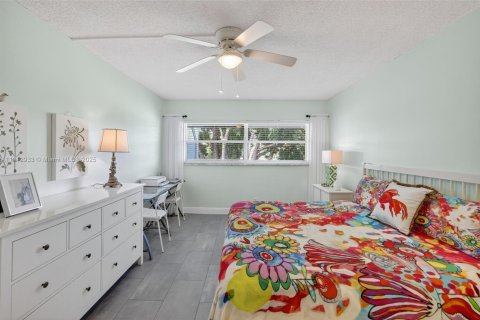 Condo in Margate, Florida, 1 bedroom  № 1971428 - photo 22