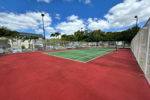 Condominio en venta en Tamarac, Florida, 2 dormitorios, 87.33 m2 № 2065728 - foto 22