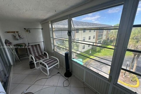 Condominio en venta en Tamarac, Florida, 2 dormitorios, 87.33 m2 № 2065728 - foto 14