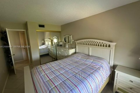 Condominio en venta en Tamarac, Florida, 2 dormitorios, 87.33 m2 № 2065728 - foto 10