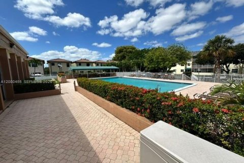 Condominio en venta en Tamarac, Florida, 2 dormitorios, 87.33 m2 № 2065728 - foto 20