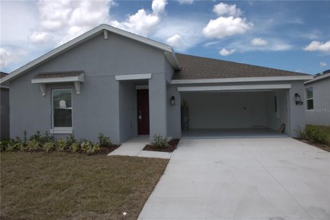 Casa en alquiler en Davenport, Florida, 3 dormitorios, 144.93 m2 № 1902661 - foto 1