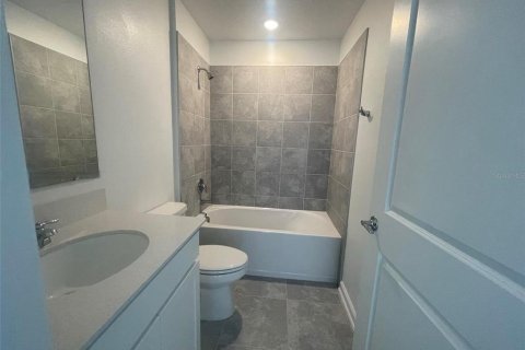 Casa en alquiler en Davenport, Florida, 3 dormitorios, 144.93 m2 № 1902661 - foto 13