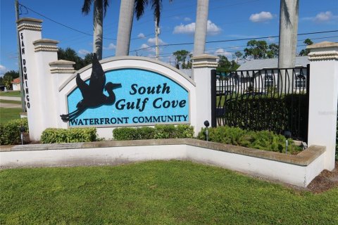 Land in Port Charlotte, Florida № 2165783 - photo 2