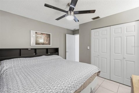 House in Port Charlotte, Florida 3 bedrooms, 180.04 sq.m. № 2101805 - photo 25