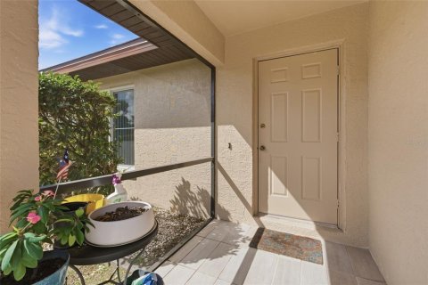 House in Port Charlotte, Florida 3 bedrooms, 180.04 sq.m. № 2101805 - photo 5