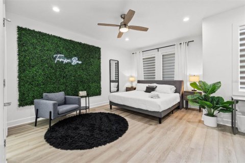 Townhouse in Tampa, Florida 3 bedrooms, 114.46 sq.m. № 1551652 - photo 22