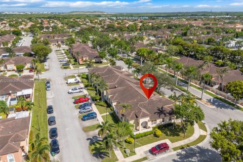 Townhouse in Homestead, Florida 3 bedrooms, 116.13 sq.m. № 2374276 - photo 27