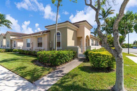 Townhouse in Homestead, Florida 3 bedrooms, 116.13 sq.m. № 2374276 - photo 25