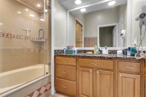 Townhouse in Homestead, Florida 3 bedrooms, 116.13 sq.m. № 2374276 - photo 10