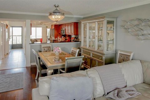 Condominio en venta en Clearwater, Florida, 2 dormitorios, 113.15 m2 № 1793517 - foto 6