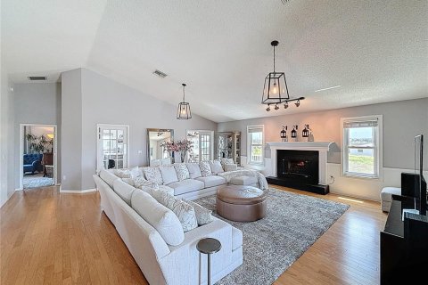 House in Hernando Beach, Florida 3 bedrooms, 188.87 sq.m. № 1612663 - photo 24