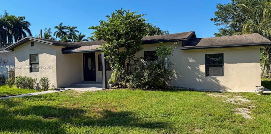 Villa ou maison à Miami, Floride 2 chambres, 91.14 m2 № 2417486