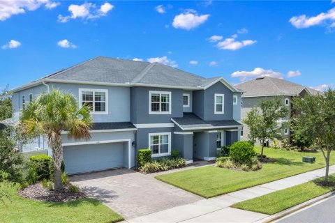 Casa en venta en Oviedo, Florida, 6 dormitorios, 400.41 m2 № 1899784 - foto 2
