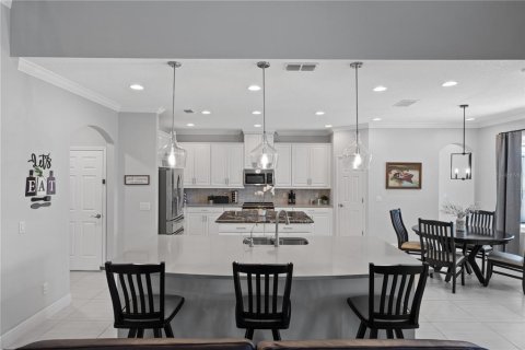 Casa en venta en Oviedo, Florida, 6 dormitorios, 400.41 m2 № 1899784 - foto 9
