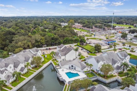 Condo in Tampa, Florida, 2 bedrooms № 2378338 - photo 10