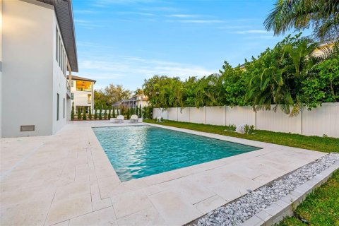 Casa en venta en Saint Petersburg, Florida, 5 dormitorios, 382.48 m2 № 1680496 - foto 30