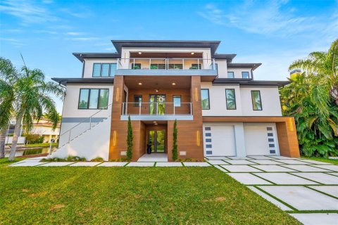 Casa en venta en Saint Petersburg, Florida, 5 dormitorios, 382.48 m2 № 1680496 - foto 7