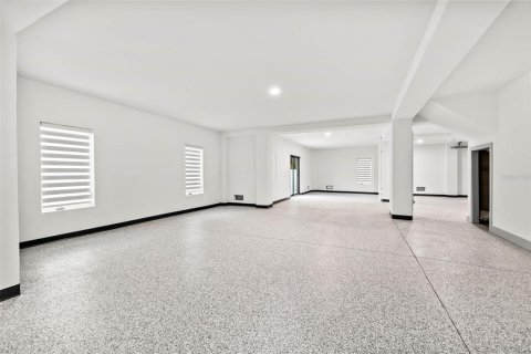 Casa en venta en Saint Petersburg, Florida, 5 dormitorios, 382.48 m2 № 1680496 - foto 25