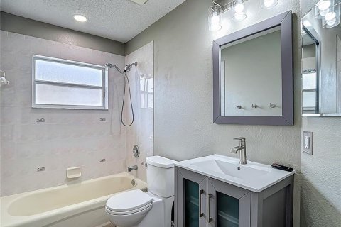 Casa en venta en Spring Hill, Florida, 3 dormitorios, 160.72 m2 № 1835374 - foto 24