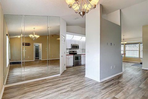 Casa en venta en Spring Hill, Florida, 3 dormitorios, 160.72 m2 № 1835374 - foto 4