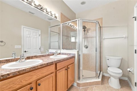 Townhouse in Land O' Lakes, Florida 3 bedrooms, 167.41 sq.m. № 2316474 - photo 30