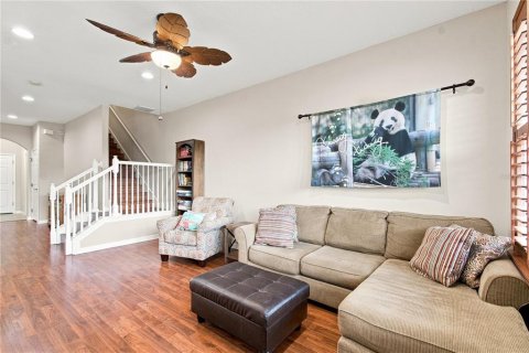 Townhouse in Land O' Lakes, Florida 3 bedrooms, 167.41 sq.m. № 2316474 - photo 19