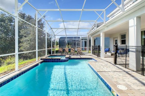 House in Davenport, Florida 8 bedrooms, 363.15 sq.m. № 1906301 - photo 3